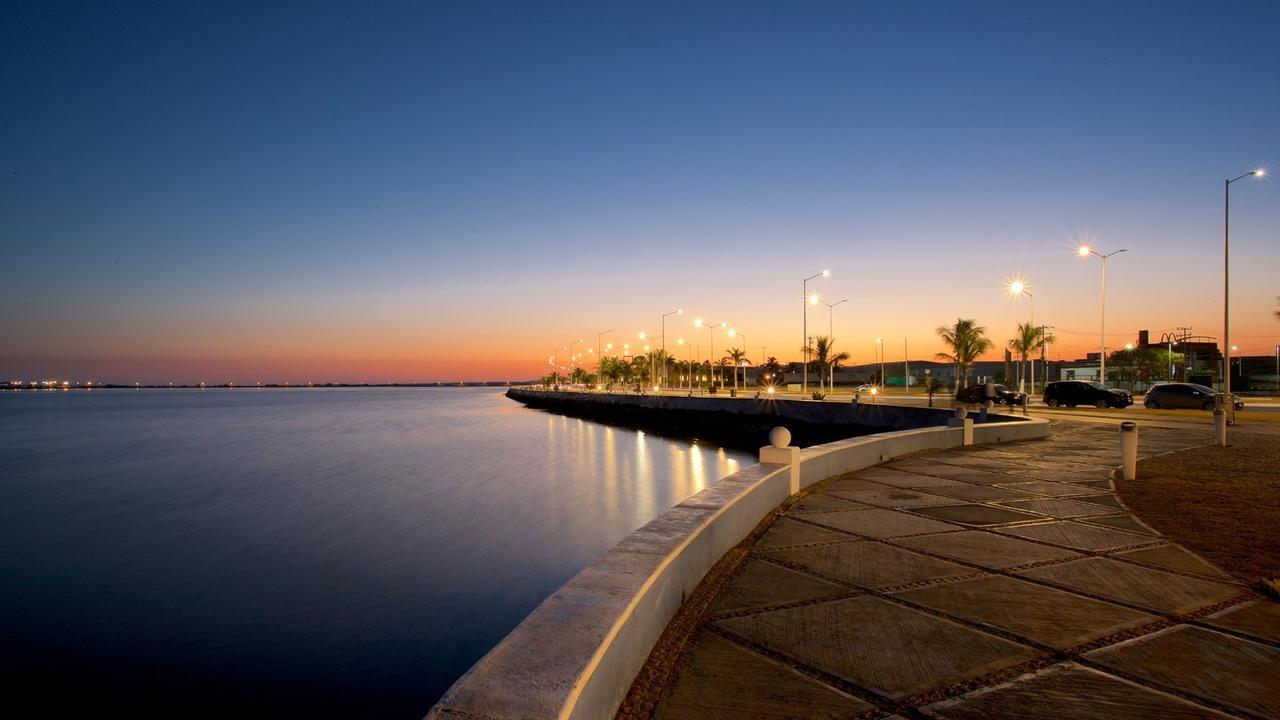 Hotel Marina Campeche Bagian luar foto